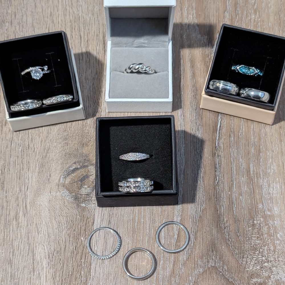 21 Piece Jewelry Bundle (12 Stainless Rings/8 Sets of Earrings/Bracelet)